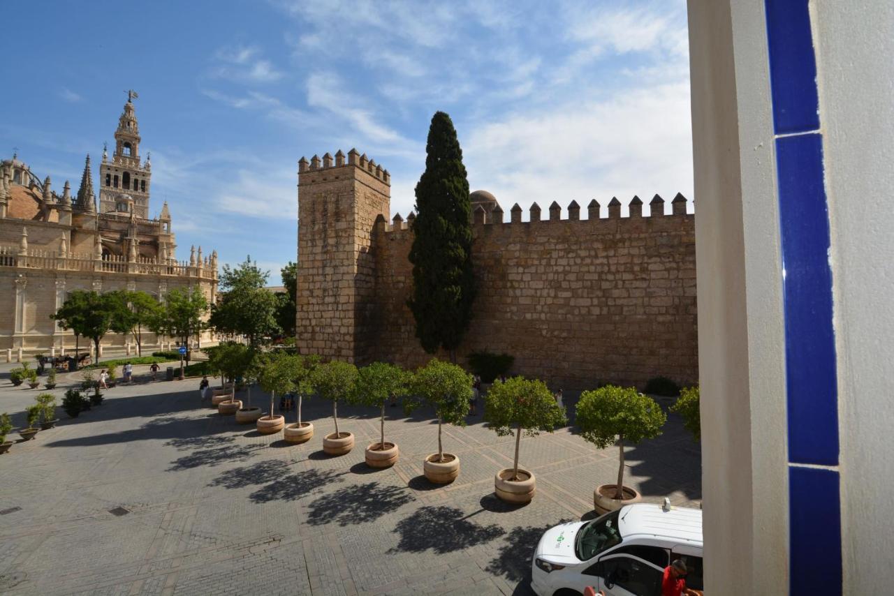 Luxury Apartment With Views To Alcazar, Cathedral And Giralda. เซบีญา ภายนอก รูปภาพ