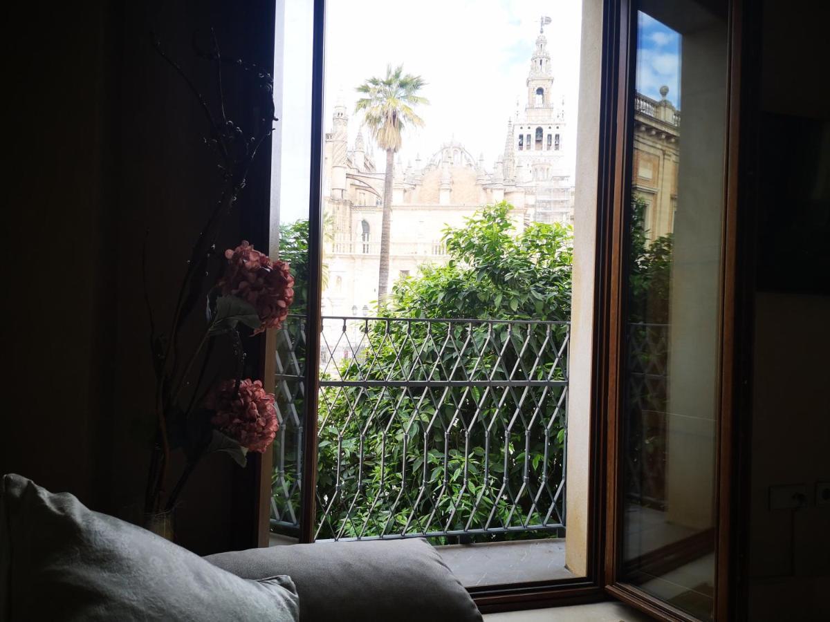 Luxury Apartment With Views To Alcazar, Cathedral And Giralda. เซบีญา ภายนอก รูปภาพ