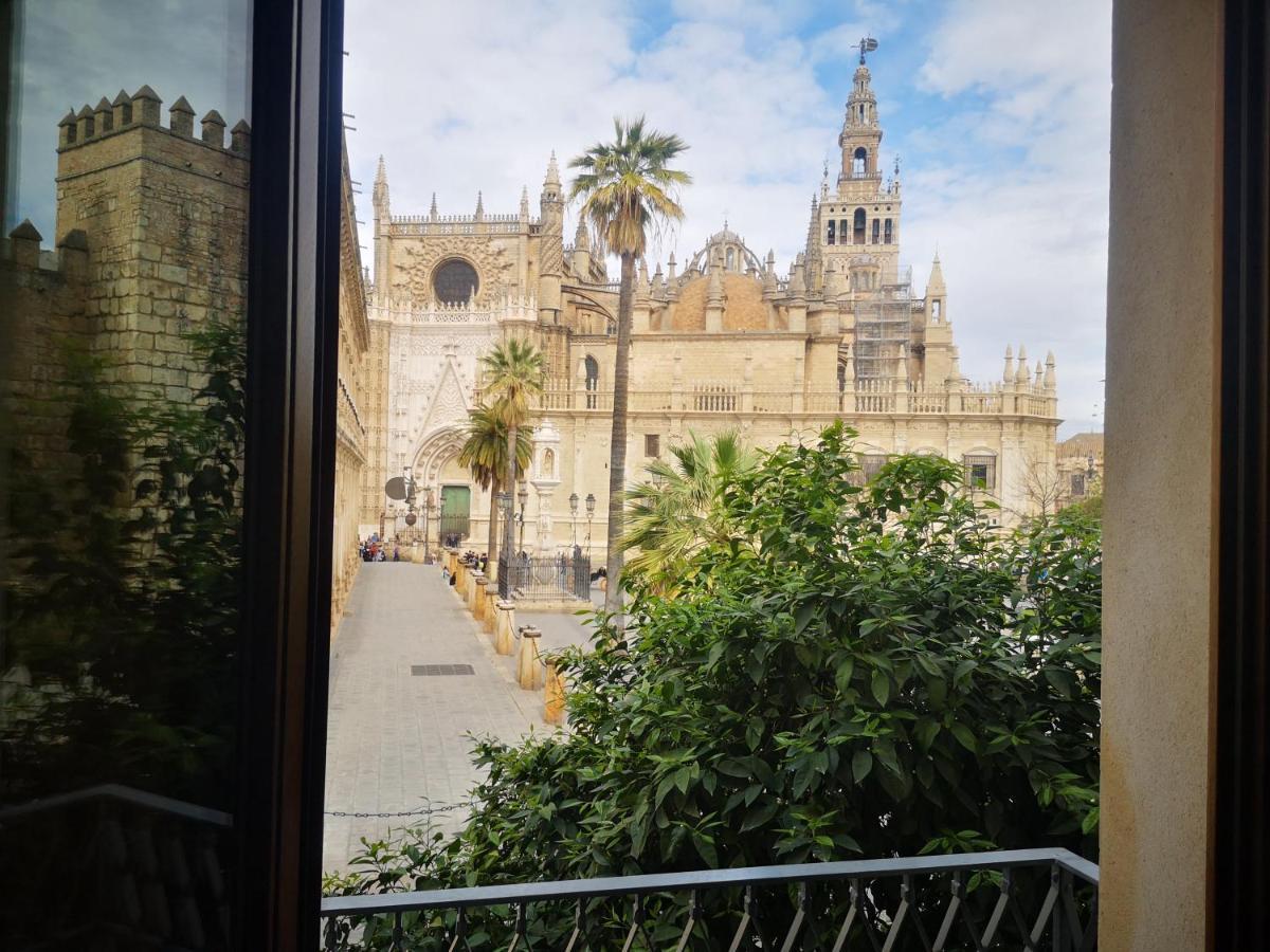 Luxury Apartment With Views To Alcazar, Cathedral And Giralda. เซบีญา ภายนอก รูปภาพ